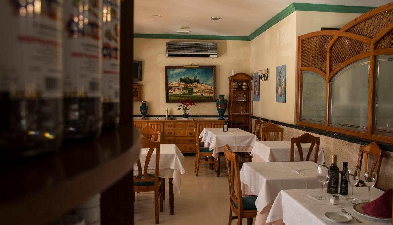 Hostal Restaurante El Cary Montemayor Zewnętrze zdjęcie